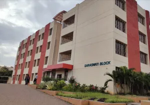 Kaveri International School Building Image