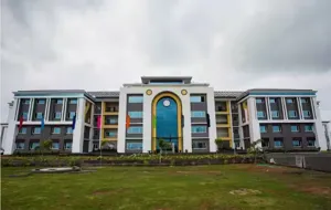 Shri Ram Centennial School Building Image