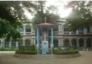 Chamarajpet Girls High School Building Image