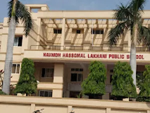 Navnidh Hassomal Lakhani Public School Building Image