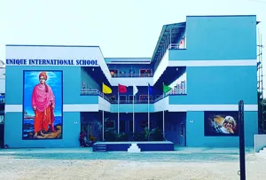 Unique International School Building Image